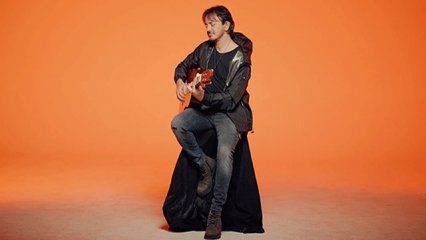 Orhan Ölmez... 'YALVARAYIM MI?' YENİDEN MÜZİKSEVERLERLE BULUŞTU!